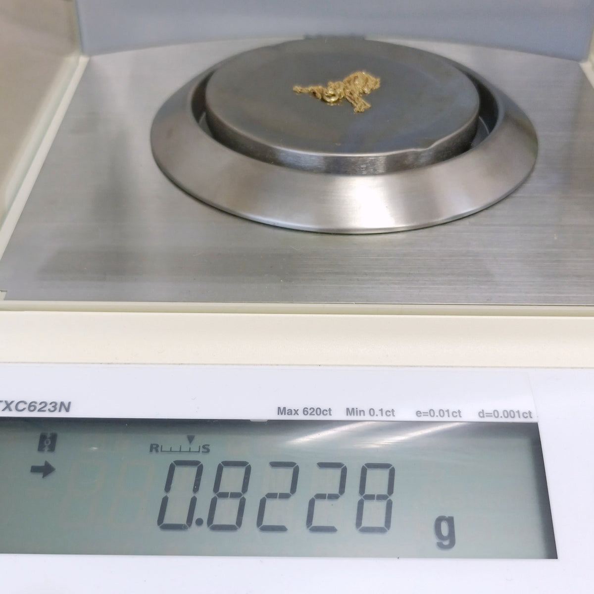 18金 K18 男女兼用 イタリー スクリューネックレス 0.82g 40㎝ Z3059
