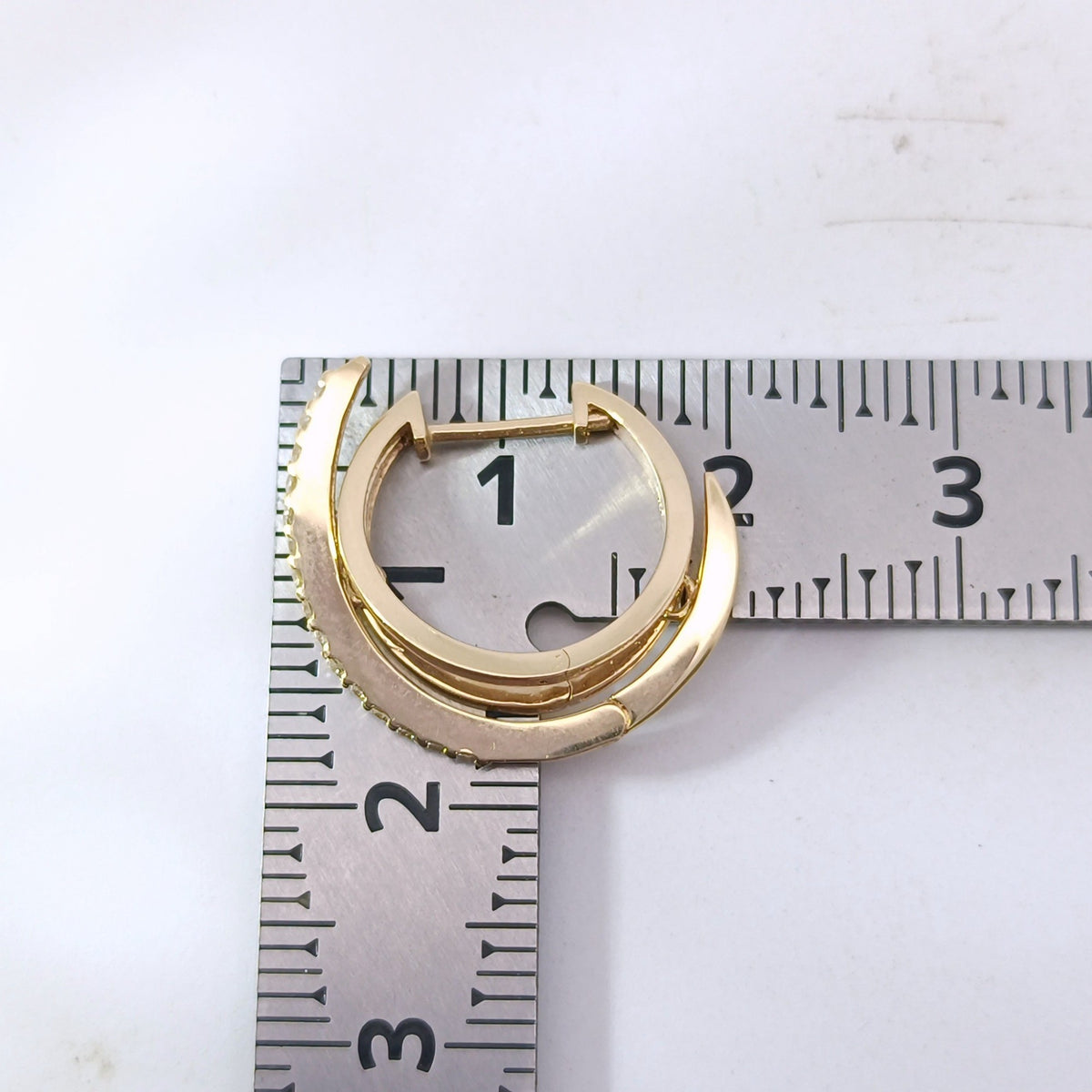 18金 K18 ダイヤ0.3ct スイングピアス 4.58ｇ Z1951