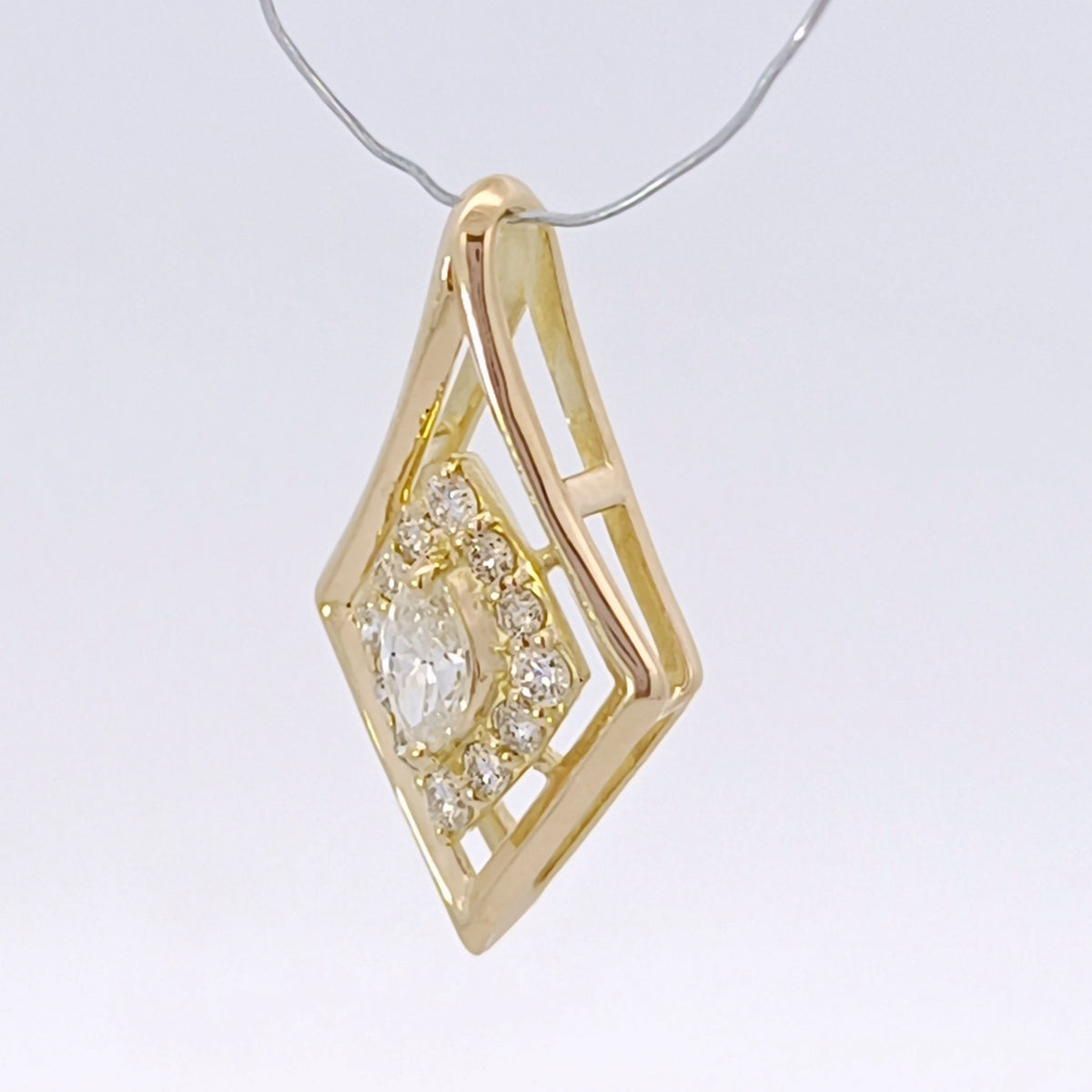 18金 K18 男女兼用 ダイヤ0.2ct ネックレストップ 0.89ｇ Z2574