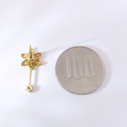 18金 K18 ダイヤ0.12×2 デザインピアス 3.37ｇ Z3018