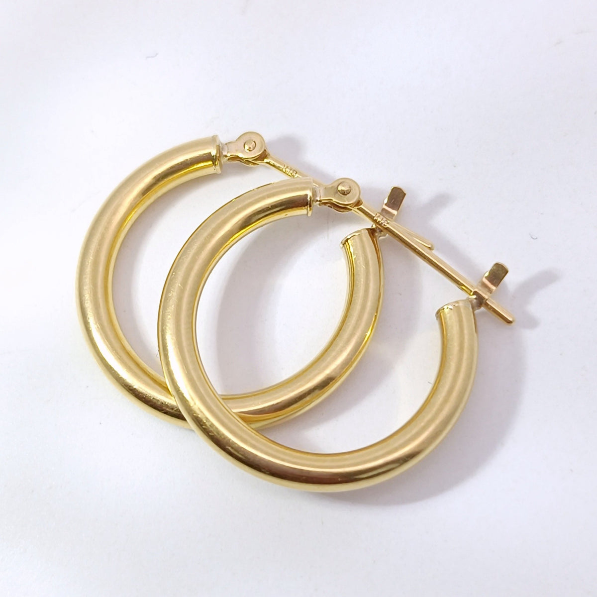 18金 K18 フープピアス 1.83ｇ Z2045