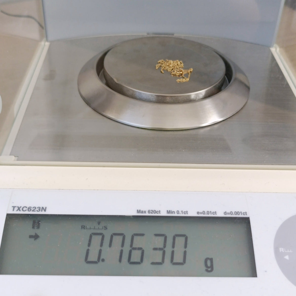 18金 K18 男女兼用 イタリー スクリューネックレス 0.76ｇ 40㎝ Z2256