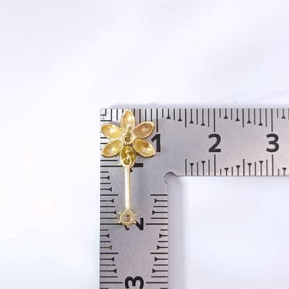18金 K18 ダイヤ0.12×2 デザインピアス 3.37ｇ Z3018