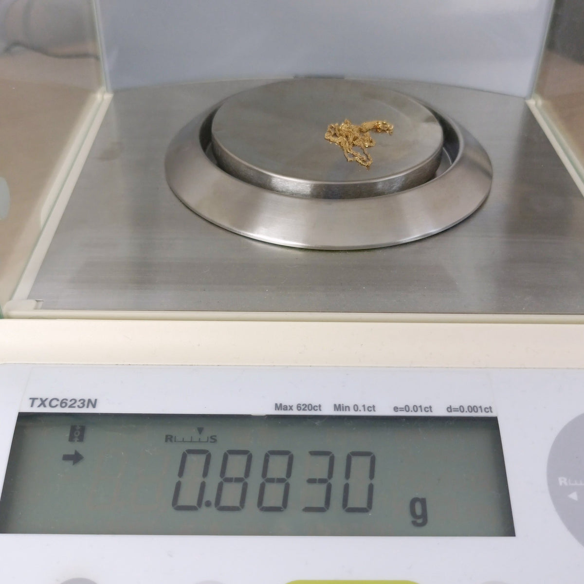 18金 K18 男女兼用 スクリューネックレス 0.88ｇ 40.5㎝ Z2705