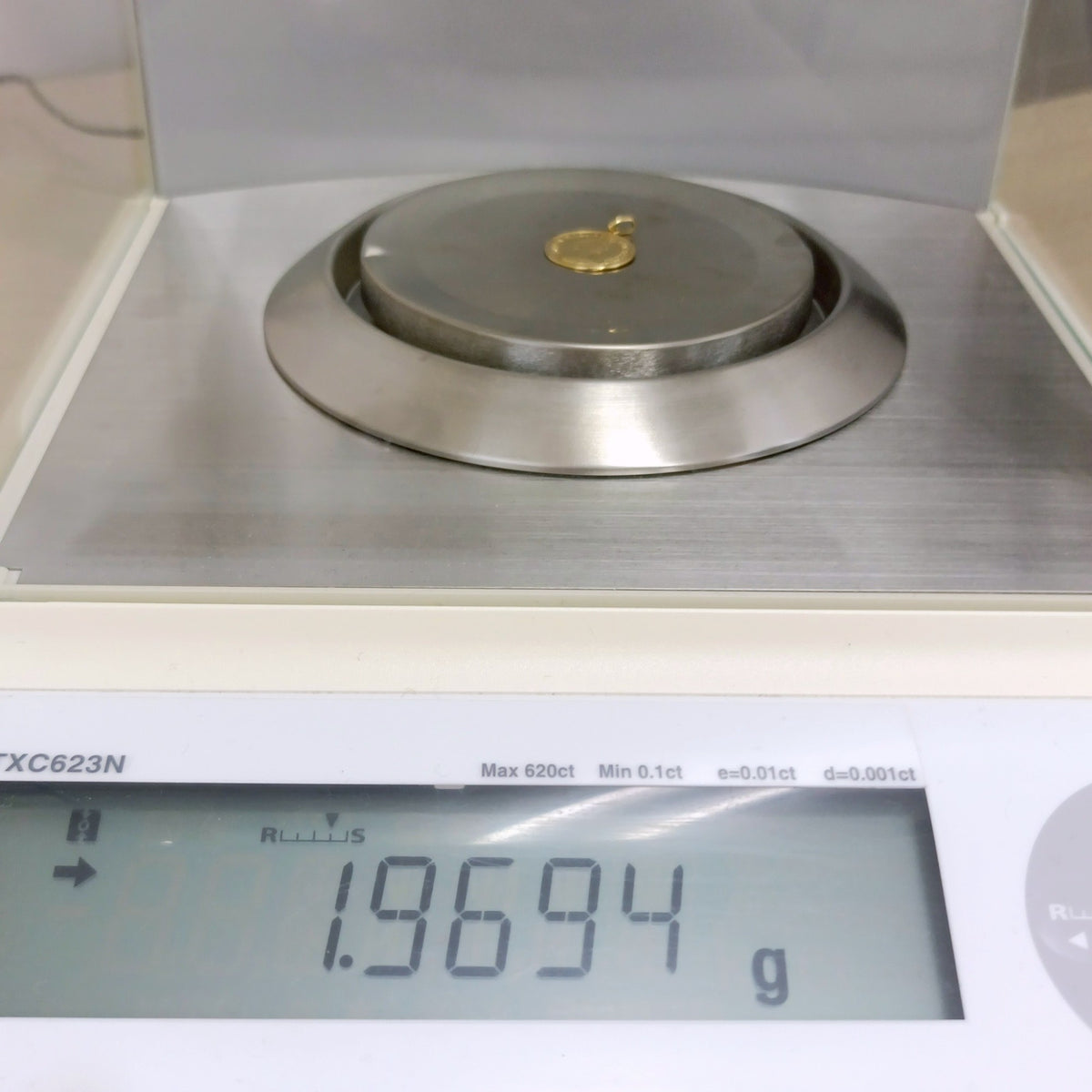 18金 K18 男女兼用 エリザベス金貨モチーフ ネックレストップ 1.96ｇ Z1888