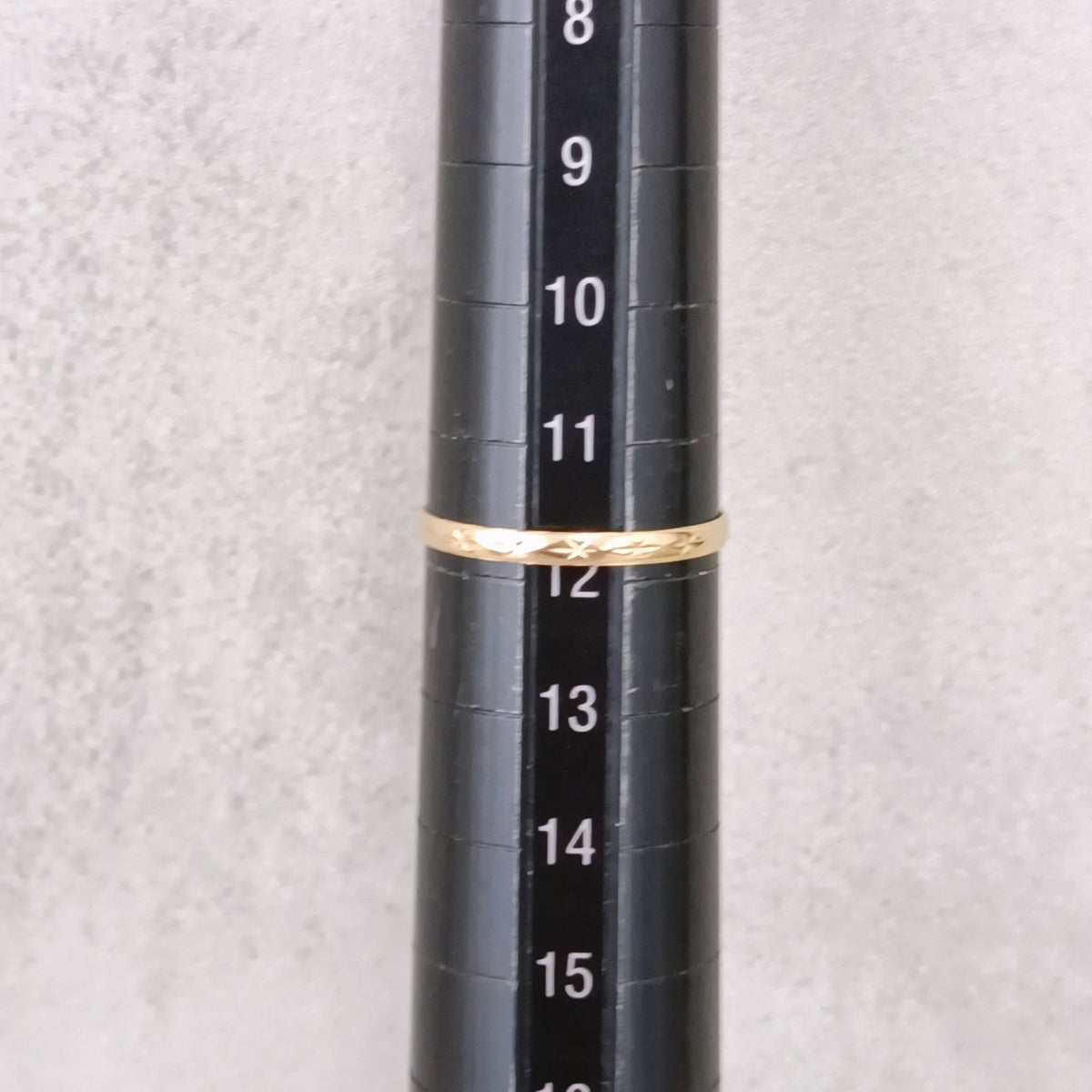 18金 K18 男女兼用 彫金リング 0.59ｇ 12号 Z2372