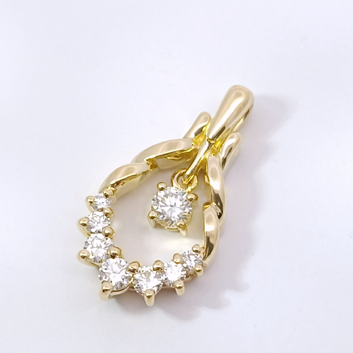 18金 K18 男女兼用 ダイヤ 0.3ct ネックレストップ 2.56ｇ Z2910