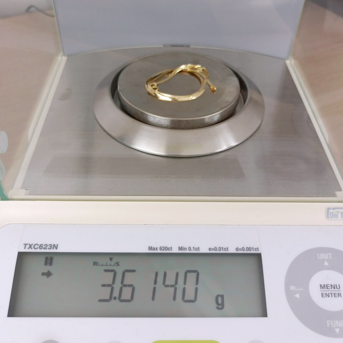 18金 K18 男女兼用 イタリー ヘリボーンネックレス 3.61ｇ 42㎝ Z1826