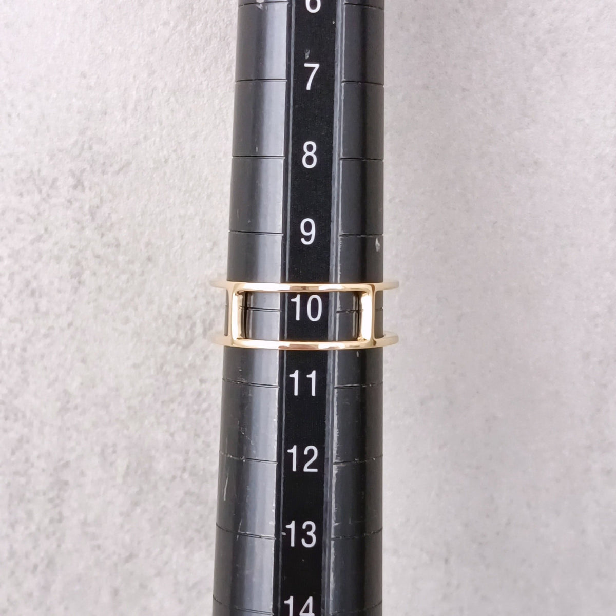 18金 K18 男女兼用 ダイヤ付き 中空リング 2.55ｇ 10号 Z2960