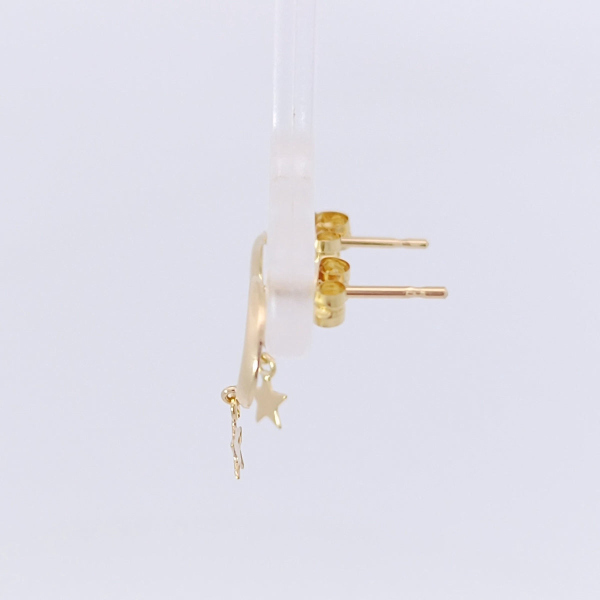 18金 K18 デザインピアス 0.33ｇ Z3017