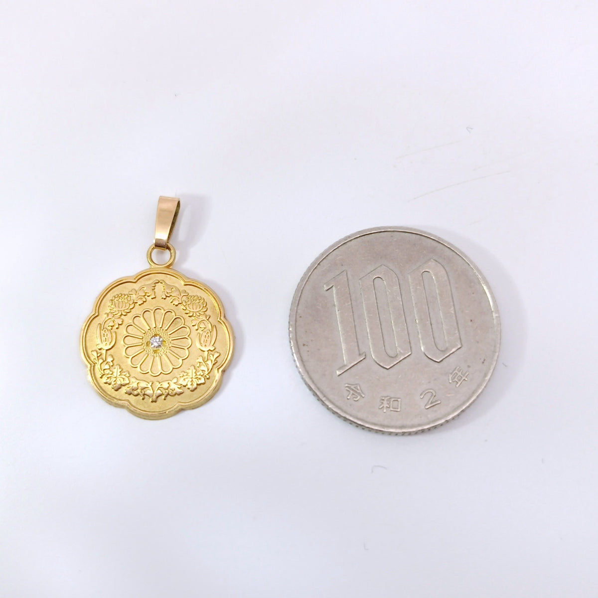 18金 K18 男女兼用 造幣局 デザインネックレストップ 2.25ｇ Z2764
