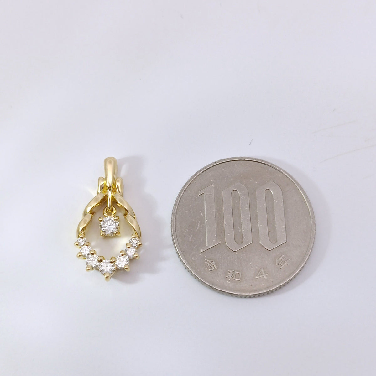 18金 K18 男女兼用 ダイヤ 0.3ct ネックレストップ 2.56ｇ Z2910