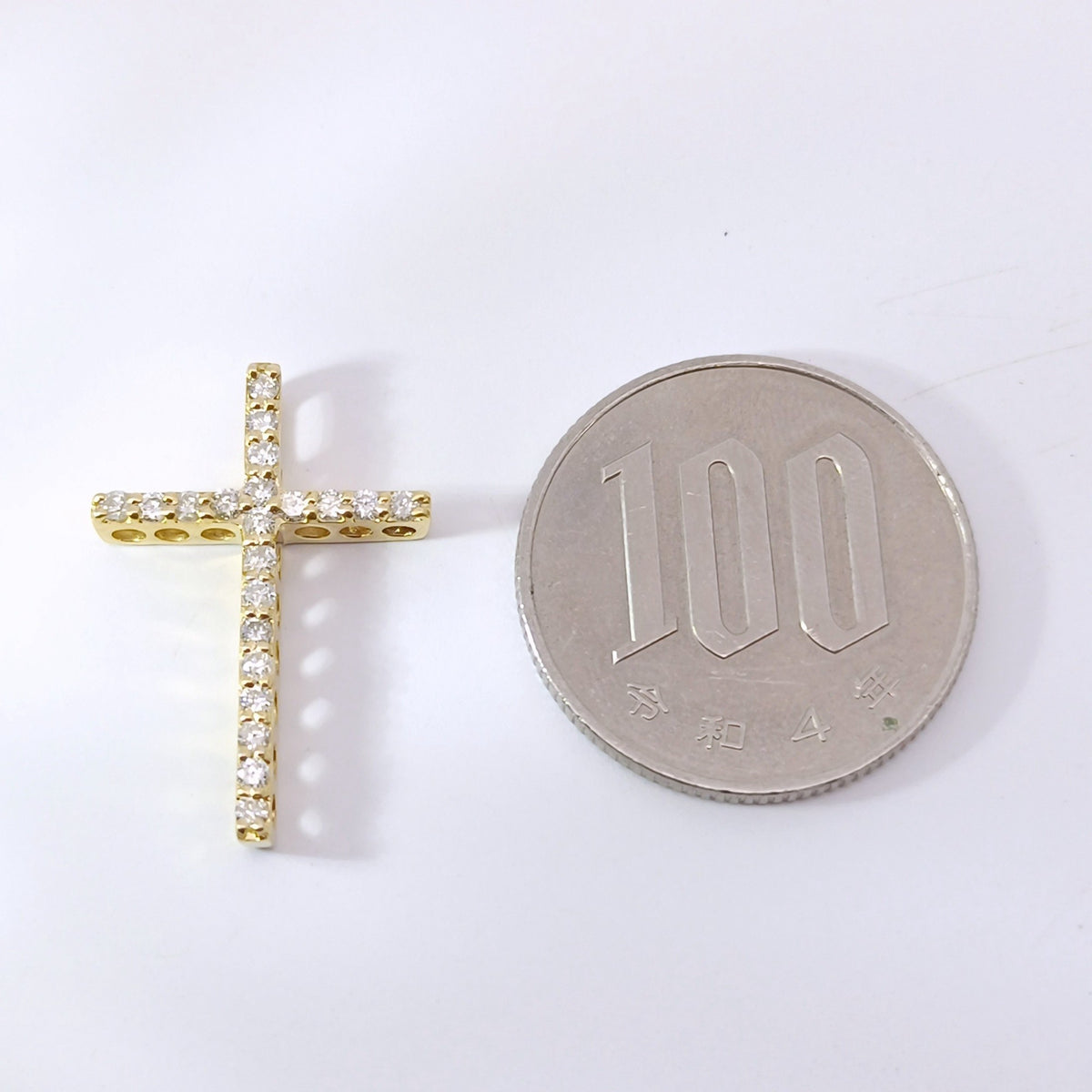18金 K18 男女兼用 十字架クロス ダイヤ0.3ct ネックレストップ 2.15ｇ Z3035