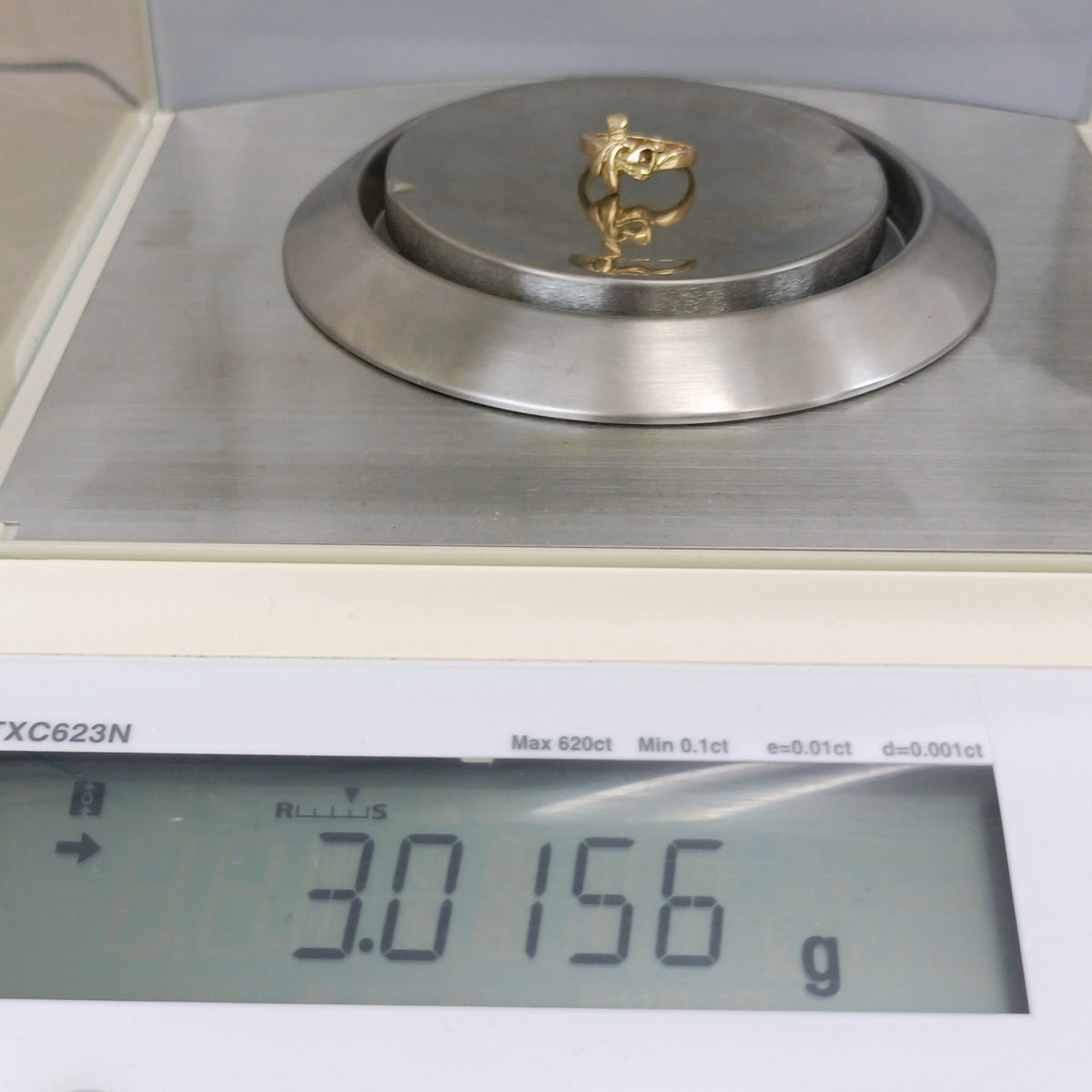 18金 K18 男女兼用 造幣局 田中貴金属 リボンデザインリング 3.01ｇ 11号 Z2414